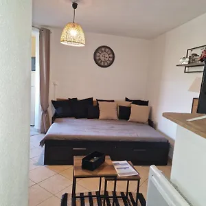  Appartement Les Sablettes,soleil Et Douceur I France